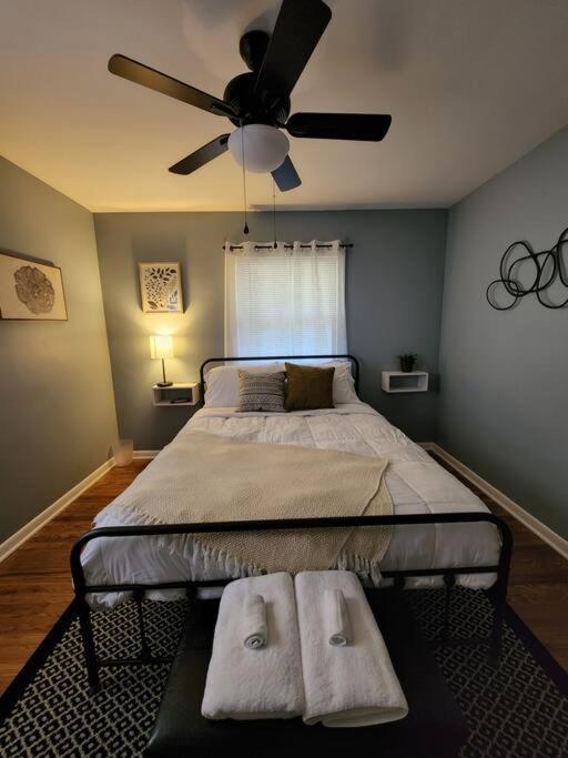 Cozy House Near Lake Erie, 10 Minutes To Downtown. Cleveland Bagian luar foto